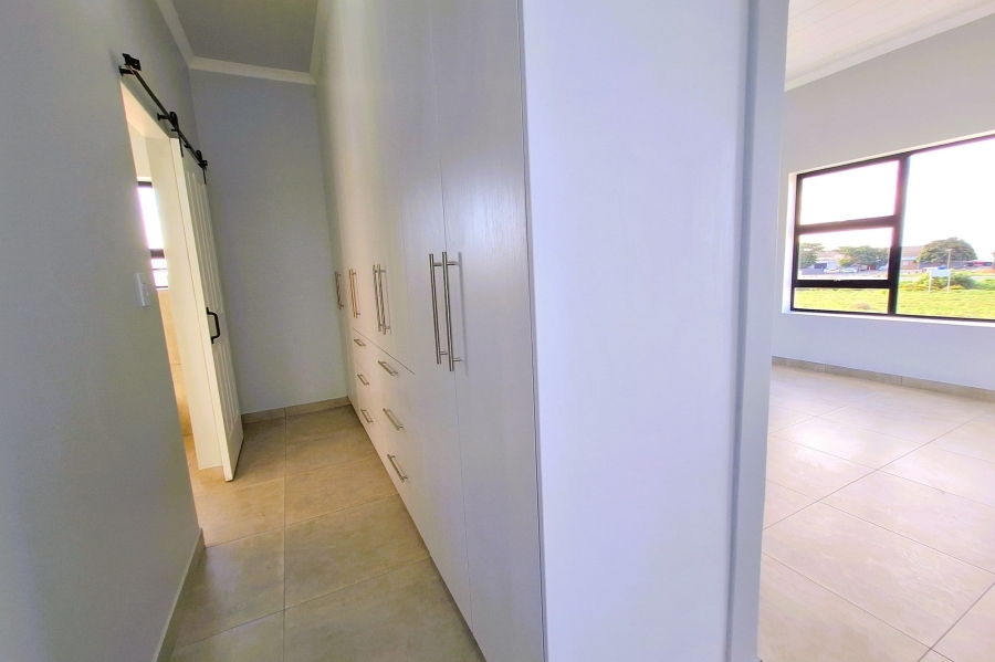 4 Bedroom Property for Sale in Da Gama Bay Western Cape